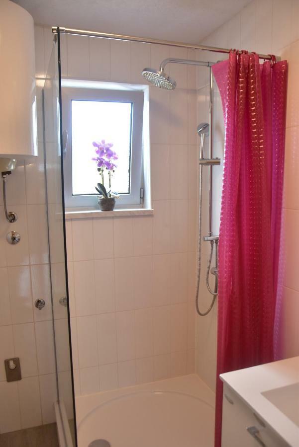 Lux Apartment Prijedor Buitenkant foto