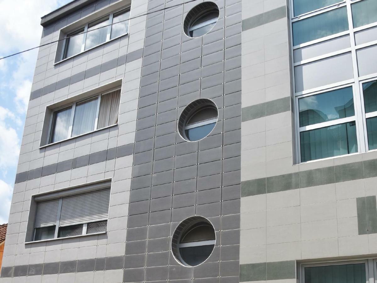 Lux Apartment Prijedor Buitenkant foto
