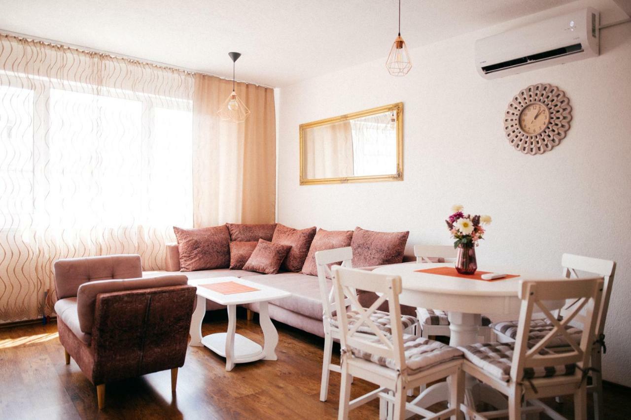 Lux Apartment Prijedor Buitenkant foto