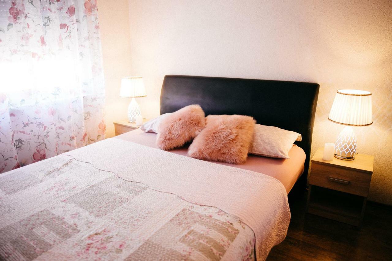 Lux Apartment Prijedor Buitenkant foto
